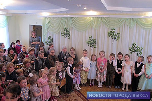 В Выксе состоялось первое представление православного семейного театра «Образ»