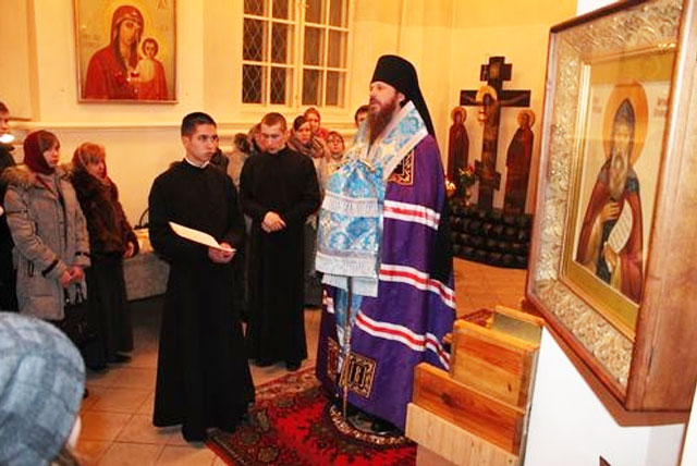 В Выксе прошла встреча православной молодежи с епископом Варнавой