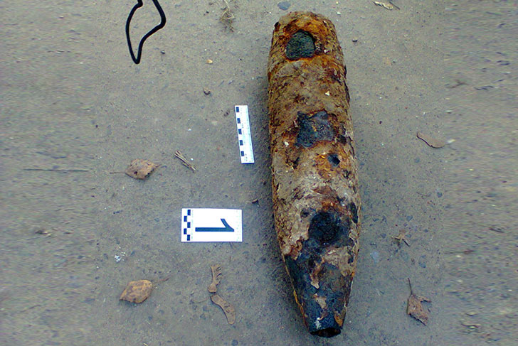 Выксунские коммунальщики откопали танковый снаряд