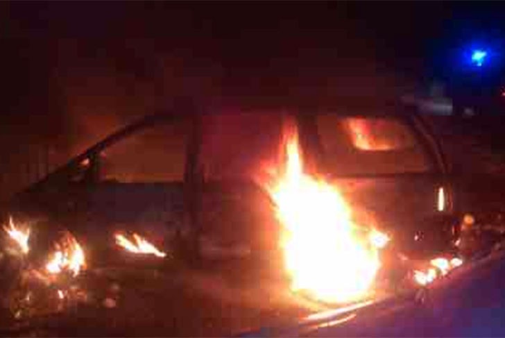 Неисправность электропроводки стала причиной возгорания авто на ул. Новая