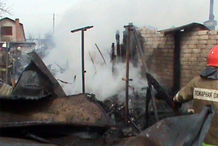 Дом в Досчатом и автомобиль на Красных Зорях сгорели в минувшие выходные
