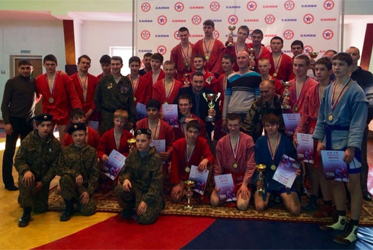 Выксунские самбисты успешно выступили на всероссийских соревнованиях