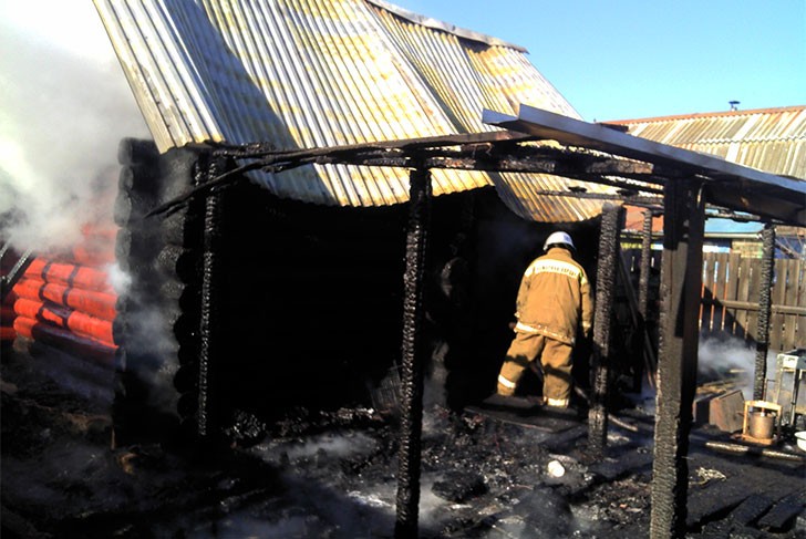 Дача, машина и пилорама сгорели за выходные в Выксе: есть погибшие