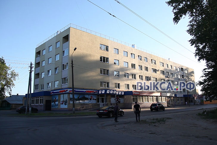 В новостройке на улице Белякова отремонтировали протекающую крышу