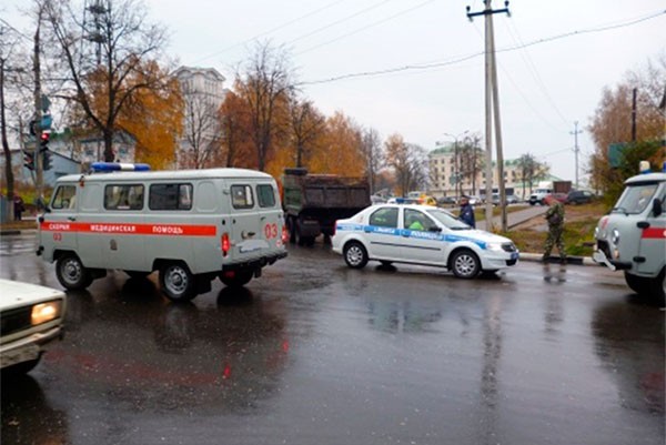 На улице Ленина водитель «Камаза» сбил пешехода