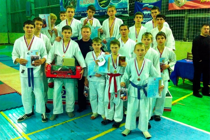 14 медалей «взяли» выксунские рукопашники на турнире в Гусь-Хрустальном