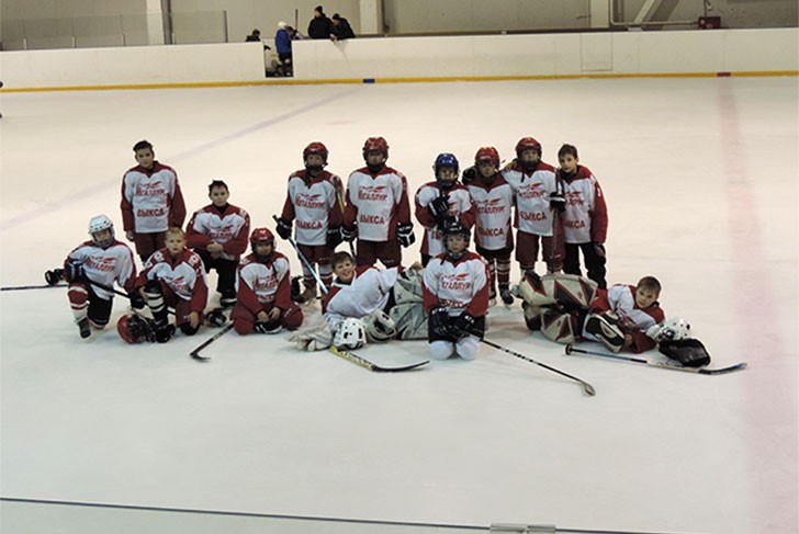 Юные хоккеисты из Выксы принимают участие в Первенстве области