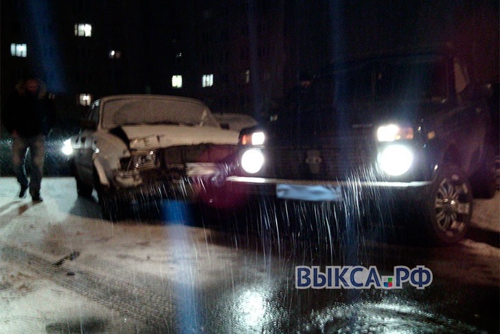 Шесть машин «протаранил» пьяный водитель на улице Степана Разина