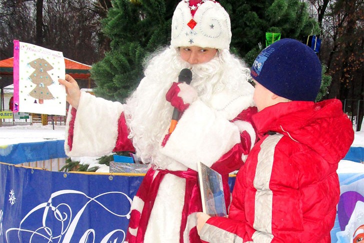 В парке КиО подвели итоги конкурса открыток Деду Морозу