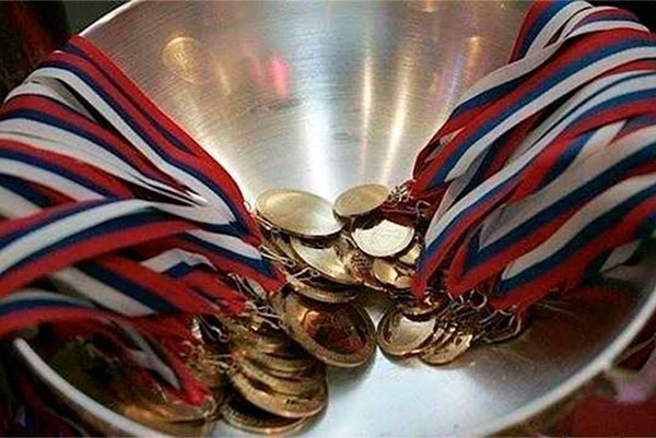 Десять медалей привезли выксунские самбисты с соревнований из Кулебак