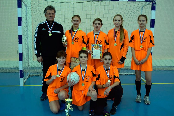 Соревнования по мини-футболу среди девушек прошли в ФОКе «Олимп»