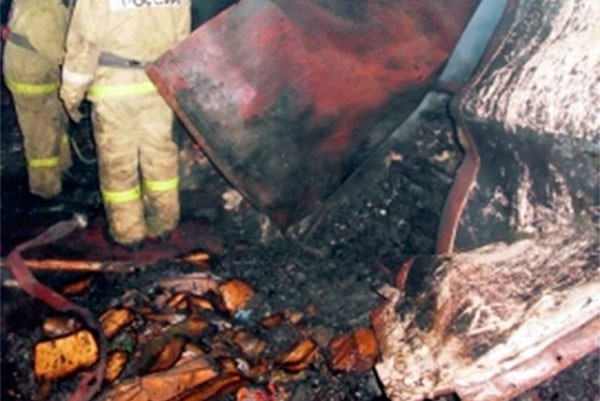 Строительный вагон сгорел в м-не Шуховский