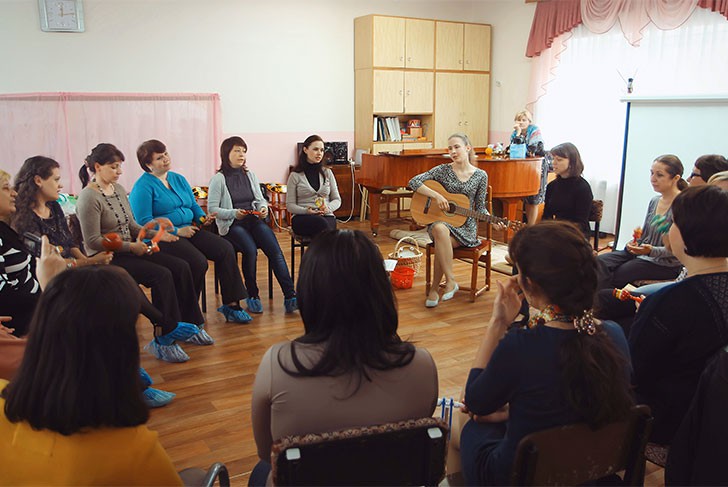«ОМК-Участие» организовал в Выксе семинар-тренинг для педагогов, работающих с детьми-инвалидами