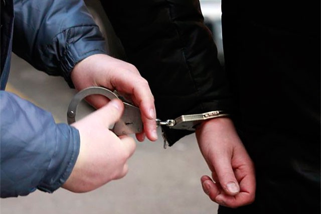19-летнего грабителя задержали в Выксе