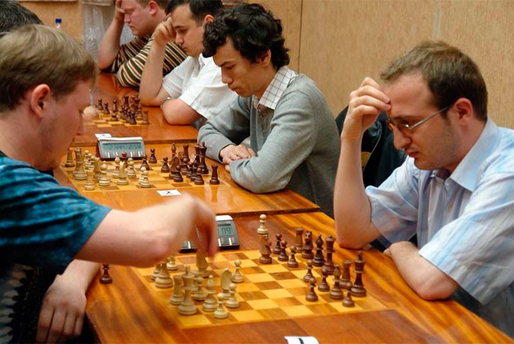 Турниры по шашкам и шахматам прошли в ДК Металлургов