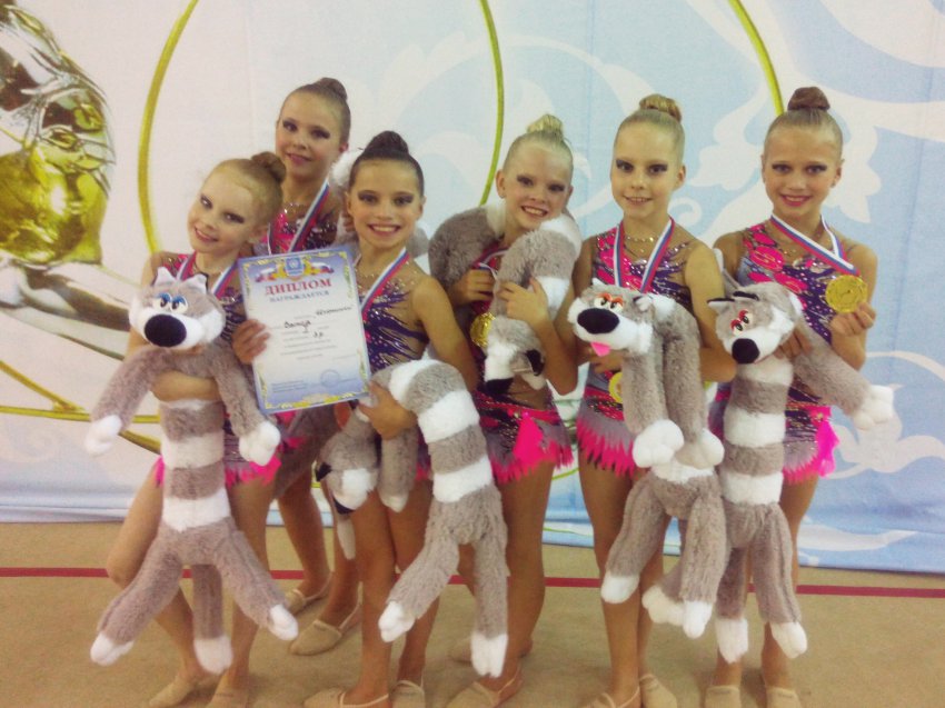 Выксунские гимнастки привезли «золотые» награды из Обнинска