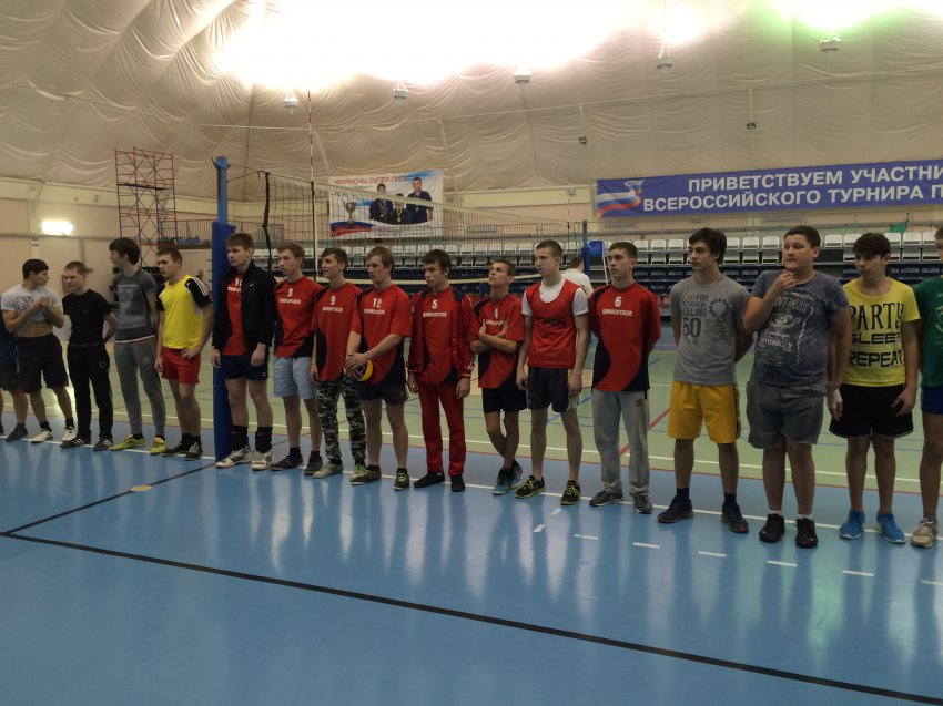 «Шиморское» и «Новодмитриевка» стали победителями в спартакиаде дворовых команд по волейболу