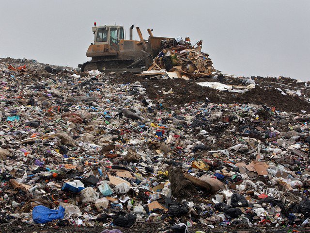 Выксунская «Перспектива и К» незаконно вывозила мусор на навашинскую свалку