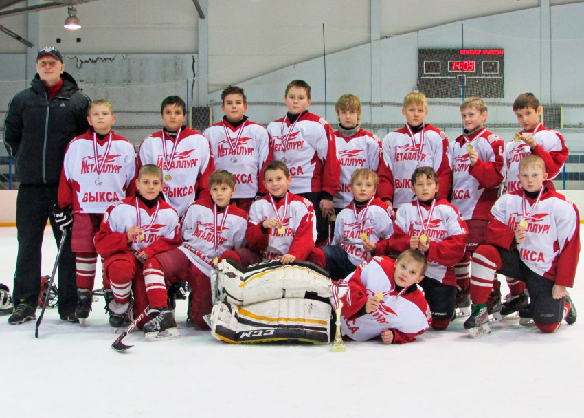 Выксунцы взяли «золото» на турнире по хоккею во Владимире