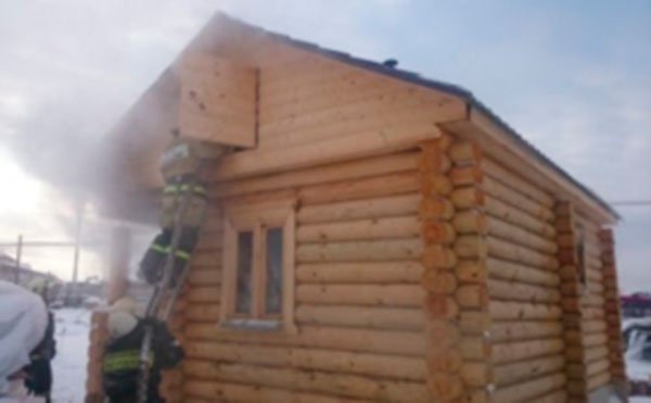 В Борковке обгорела баня