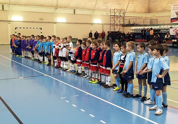 Команды из Выксы стали победителями новогоднего турнира по мини-футболу среди детско-юношеских команд