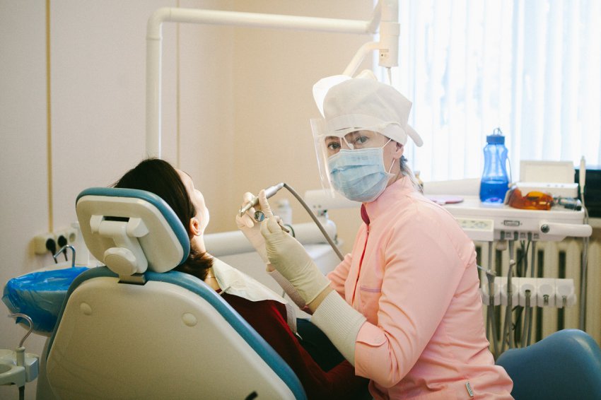 Стоматология «Dental Center»: здоровые зубы — основа здоровья организма