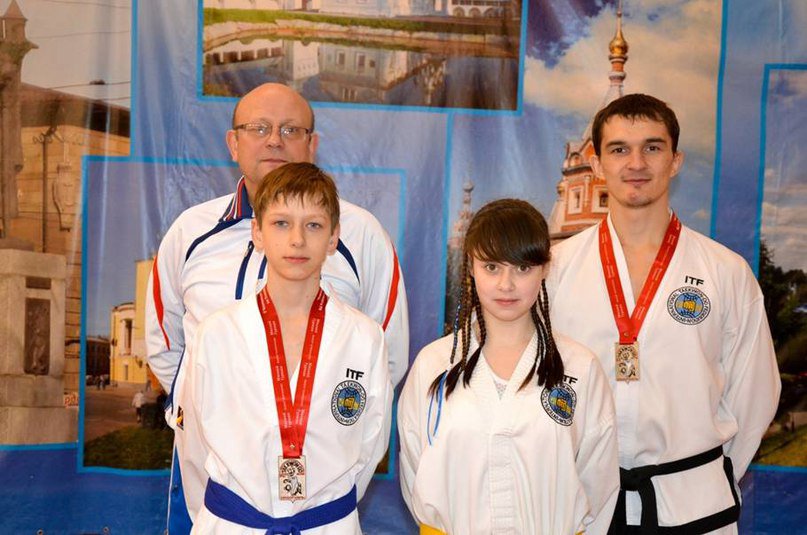 Громов Егор занял второе место в соревнованиях по тхэквондо