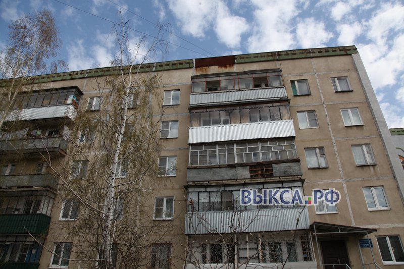 «Варнава строй-инвест» объяснила причину падения парапетной плиты в Жуковке