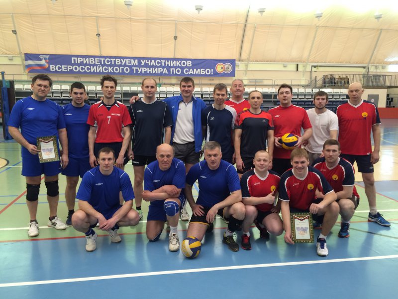 Команда «ВМЗ» победила в турнире трудовых коллективов по волейболу