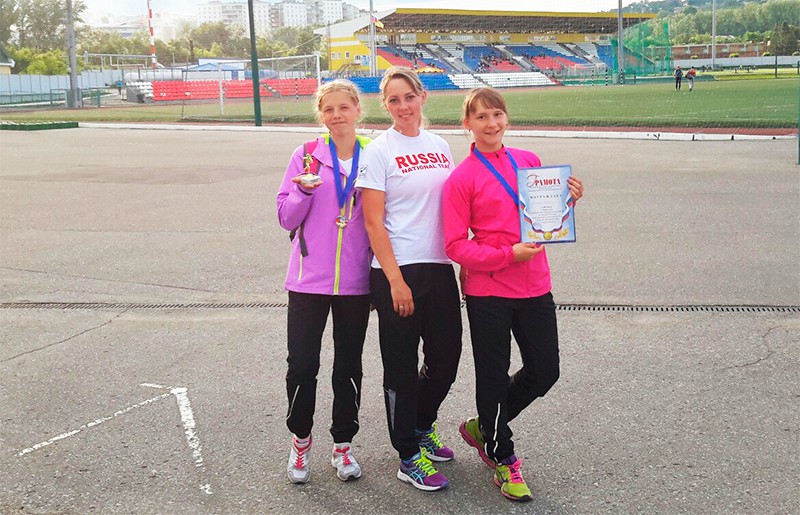Легкоатлетка Карина Демина взяла «золото» и «серебро» первенства ПФО