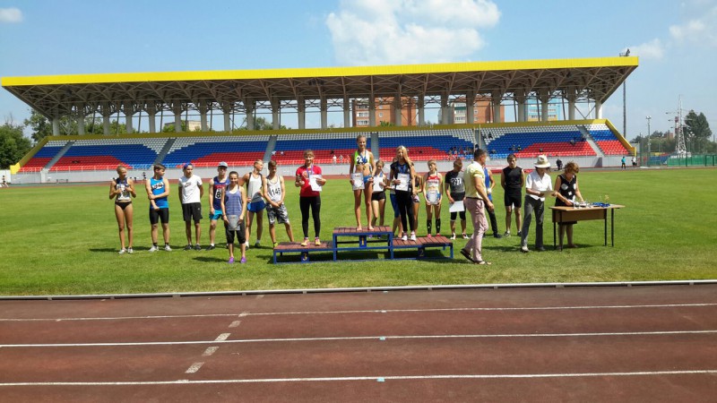 Выксунские легкоатлеты удачно выступили в Нижнем Новгороде