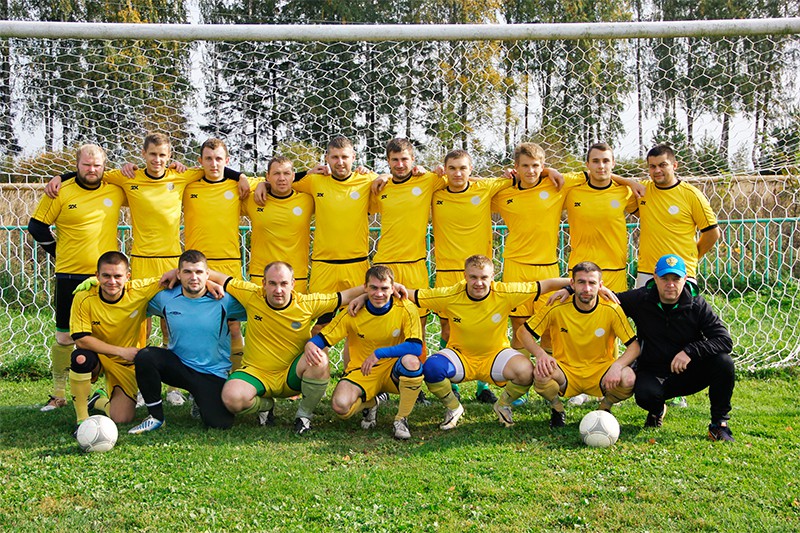 Дружбинские футболисты взяли «серебро» на областном чемпионате