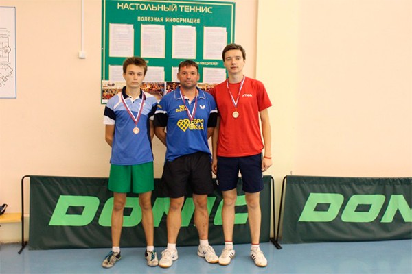Александр Давыдов примет участие в чемпионате России по настольному теннису