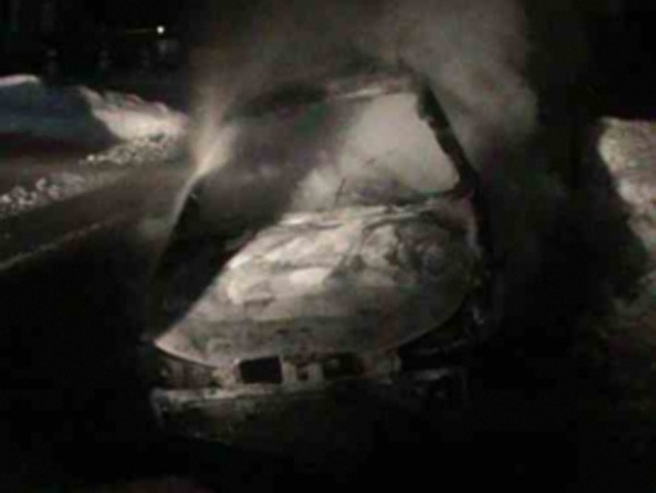 В Ближне-Песочном мужчина сгорел в собственном автомобиле