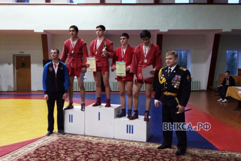 Самбисты из Выксы завоевали множество медалей в Кстово