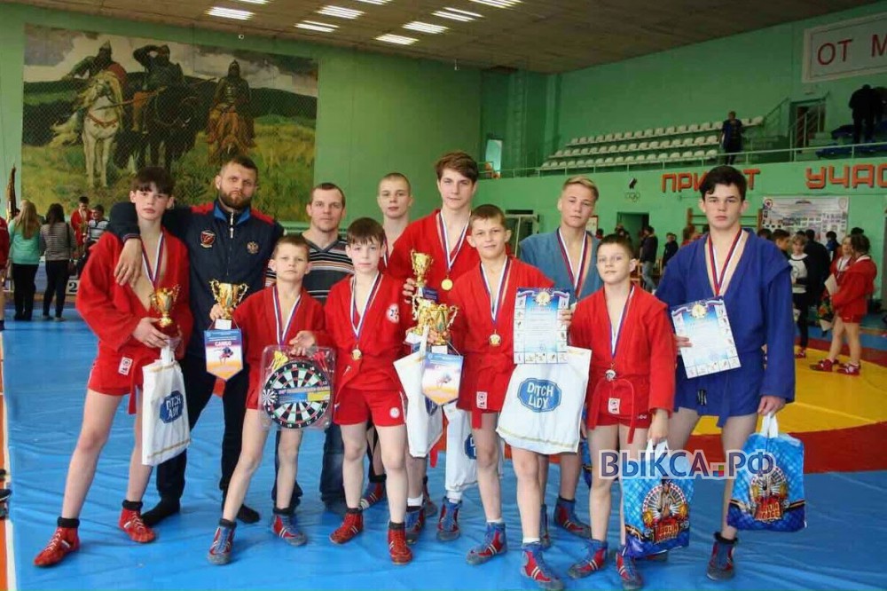 Выксунские самбисты взяли 4 золотых медали в Муроме