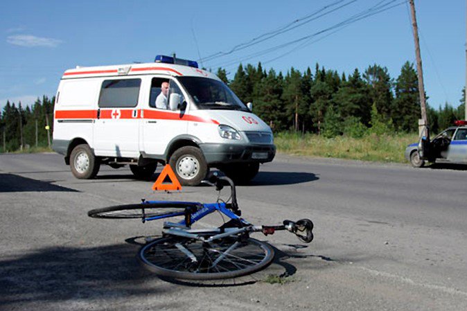 Сбивший велосипедистку автомобилист раскошелится на 110 тысяч рублей