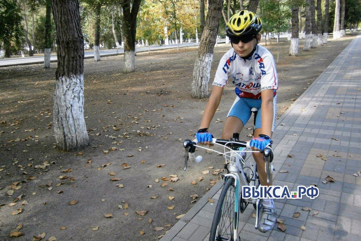 Велогонщик Андрей Степанов завоевал «бронзу» в составе сборной России