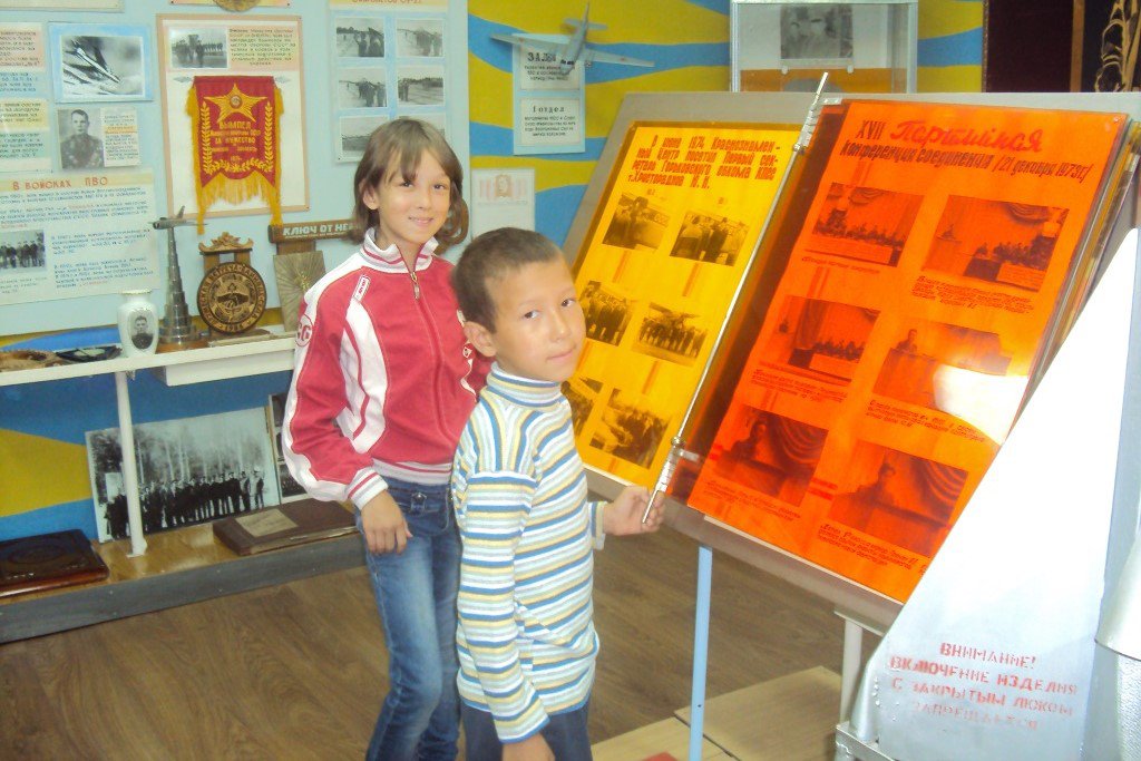 Выксунские подростки посетили музей боевой славы в Саваслейке