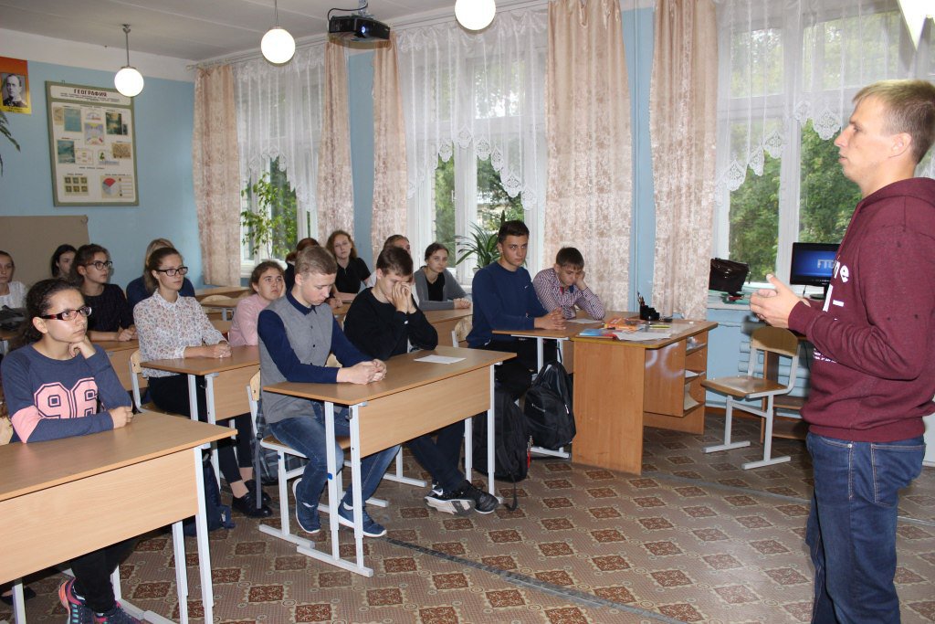 Руководитель центра ГТО встретился с учениками школы №12
