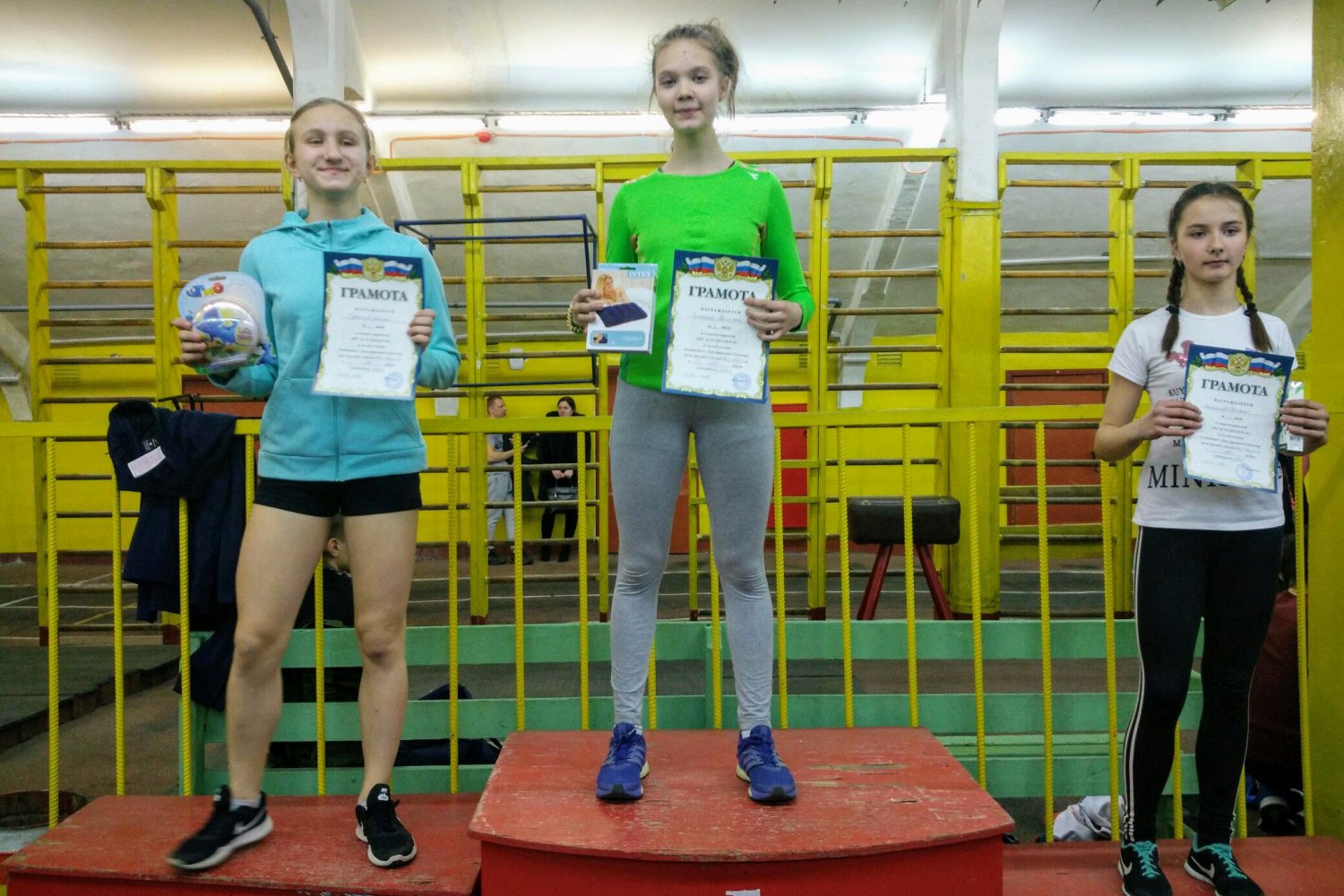 Легкоатлетка Светлана Захарова одержала две победы
