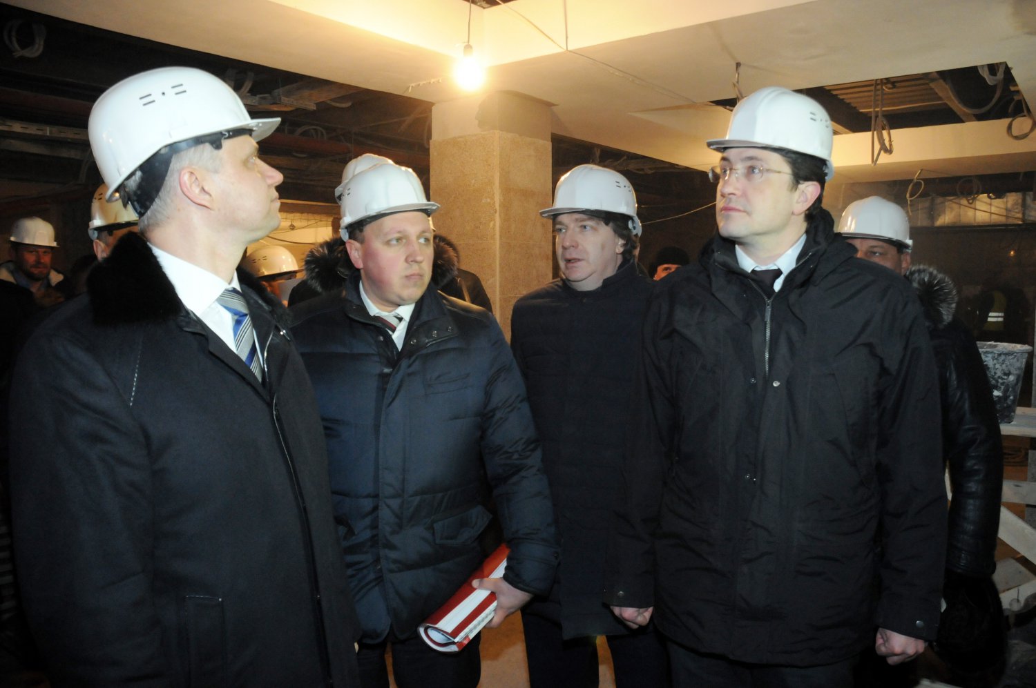 Глеб Никитин проверил, как идет реконструкция вокзала в преддверии чемпионата мира по футболу
