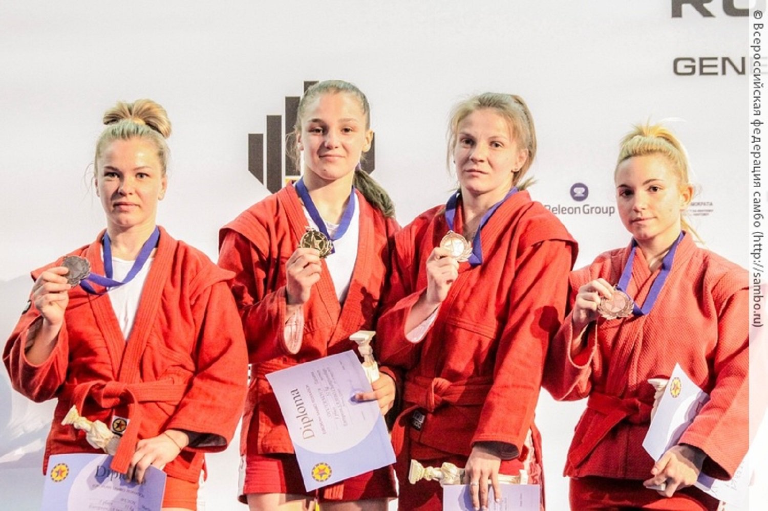 Татьяна Шуянова завоевала золото на чемпионате Европы по самбо