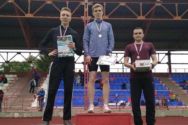 Легкоатлет Виктор Калашников завоевал серебро