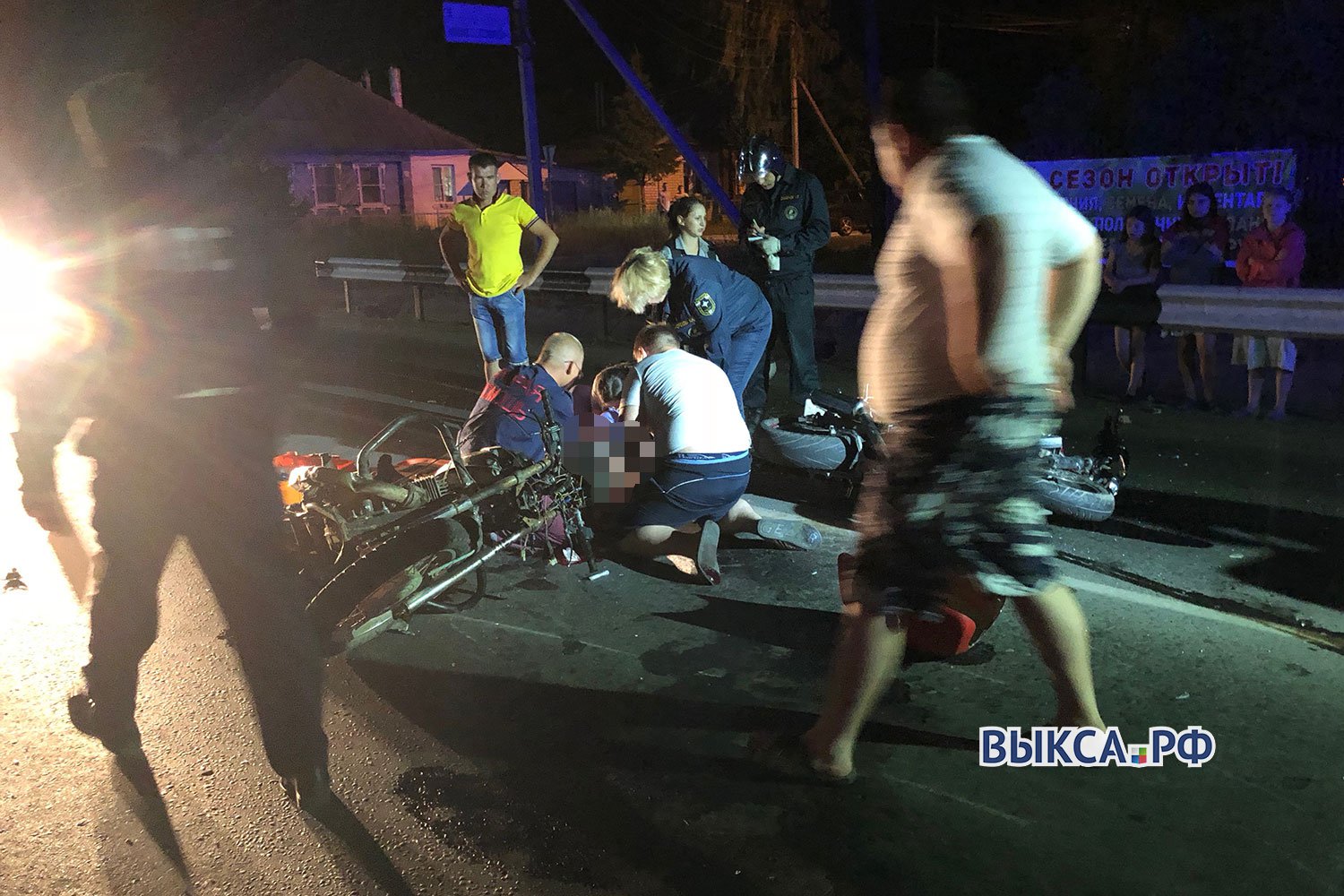 При столкновении двух мотоциклов на улице Романова погиб мужчина