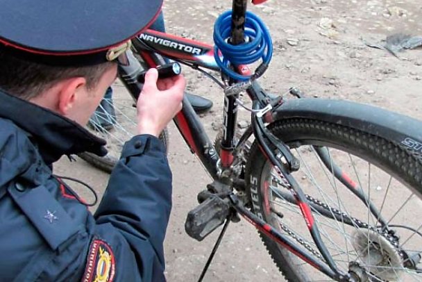 Полицейские нашли похищенный велосипед