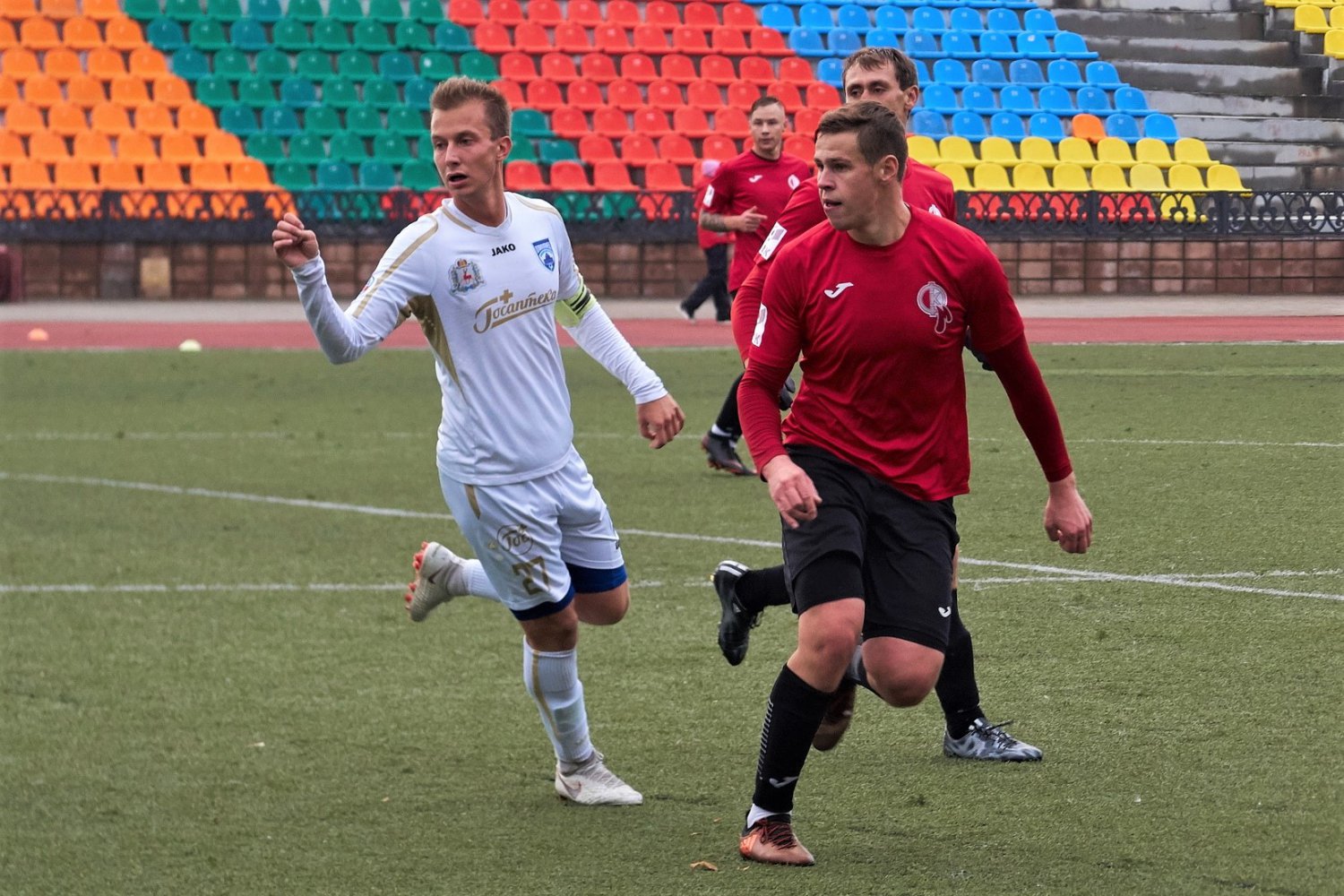 Иван Тарасов стал лучшим футболистом октября