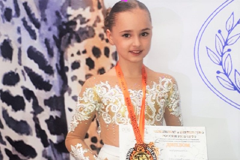 Евгения Ерошкина выиграла чемпионат России по акробатическому танцу