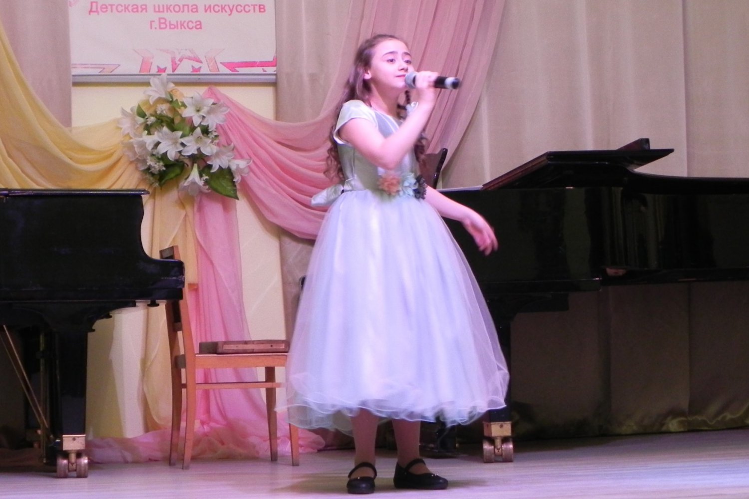 В Выксе прошёл конкурс вокалистов «Дорога звёзд»