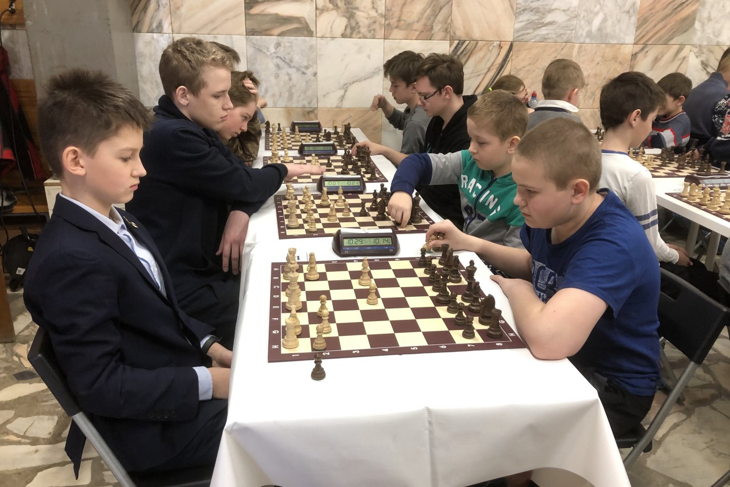 Игорь Чорней выиграл соревнования по шахматам
